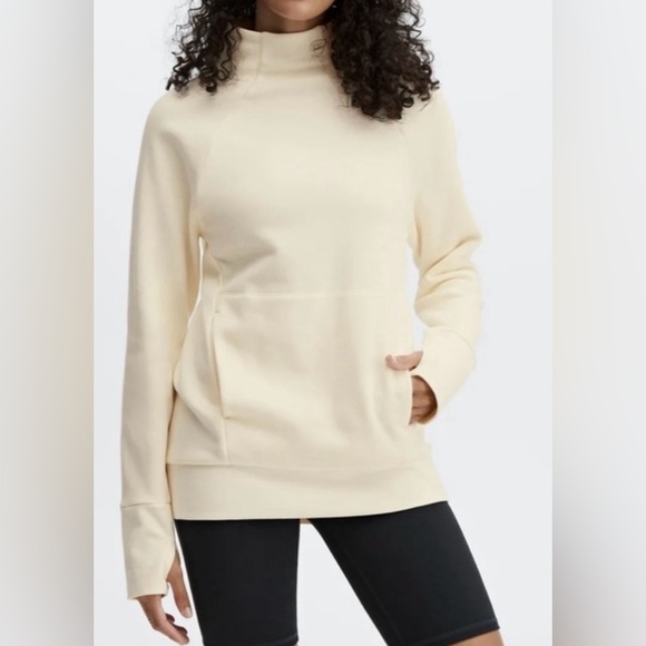 FABLETICS Zaylee Woman’s Size S Off White Funnel Neck Tunic Sweatshirt Thumbhole - Picture 1 of 11